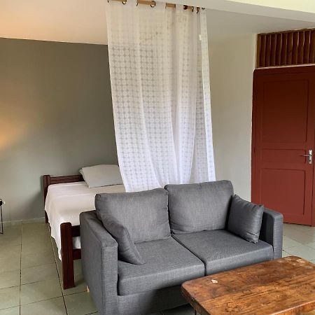 Spacieux Appartement T1 Bis Mamoudzou Hyper Centre Esterno foto