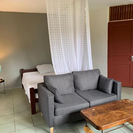 Spacieux Appartement T1 Bis Mamoudzou Hyper Centre Esterno foto