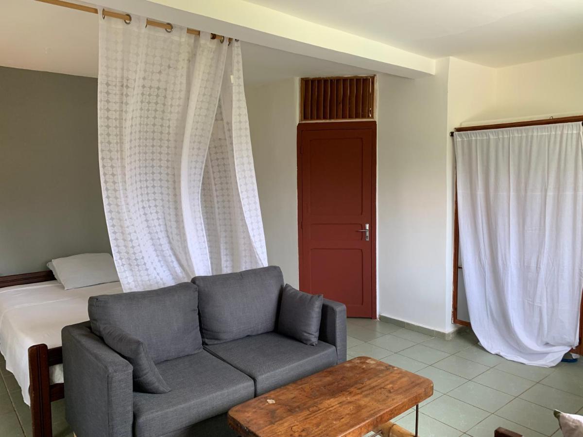 Spacieux Appartement T1 Bis Mamoudzou Hyper Centre Esterno foto