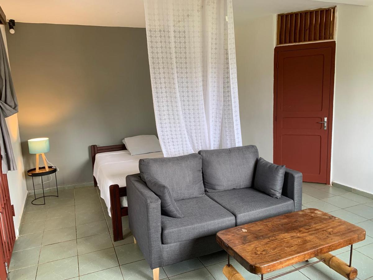 Spacieux Appartement T1 Bis Mamoudzou Hyper Centre Esterno foto
